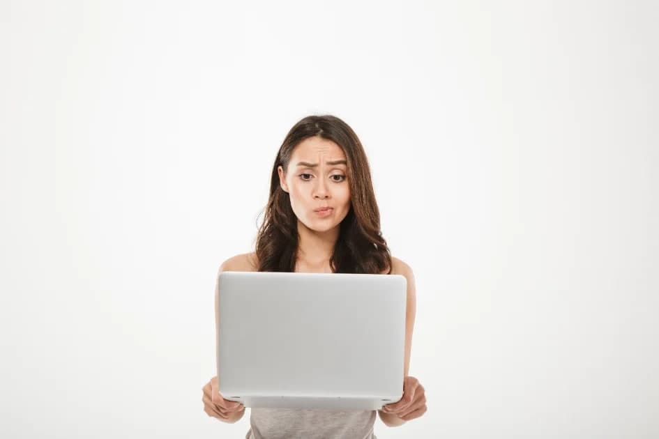 Notebook bloqueando, suspendendo ou desligando sozinho? Guia técnico completo para identificar e corrigir o problema no Windows
